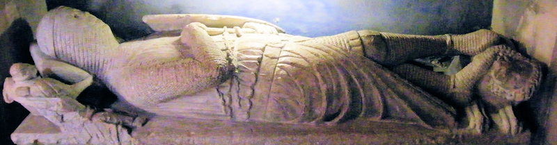 Castle Combe - St Andrew Walter de Dunstanville 1270 120